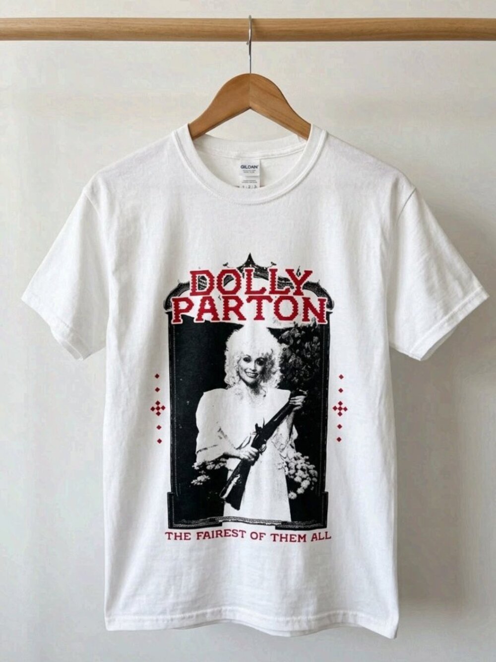 Dolly Parton The Fairest Of Them All Rifle Graphic T Shirt White Country Reprint